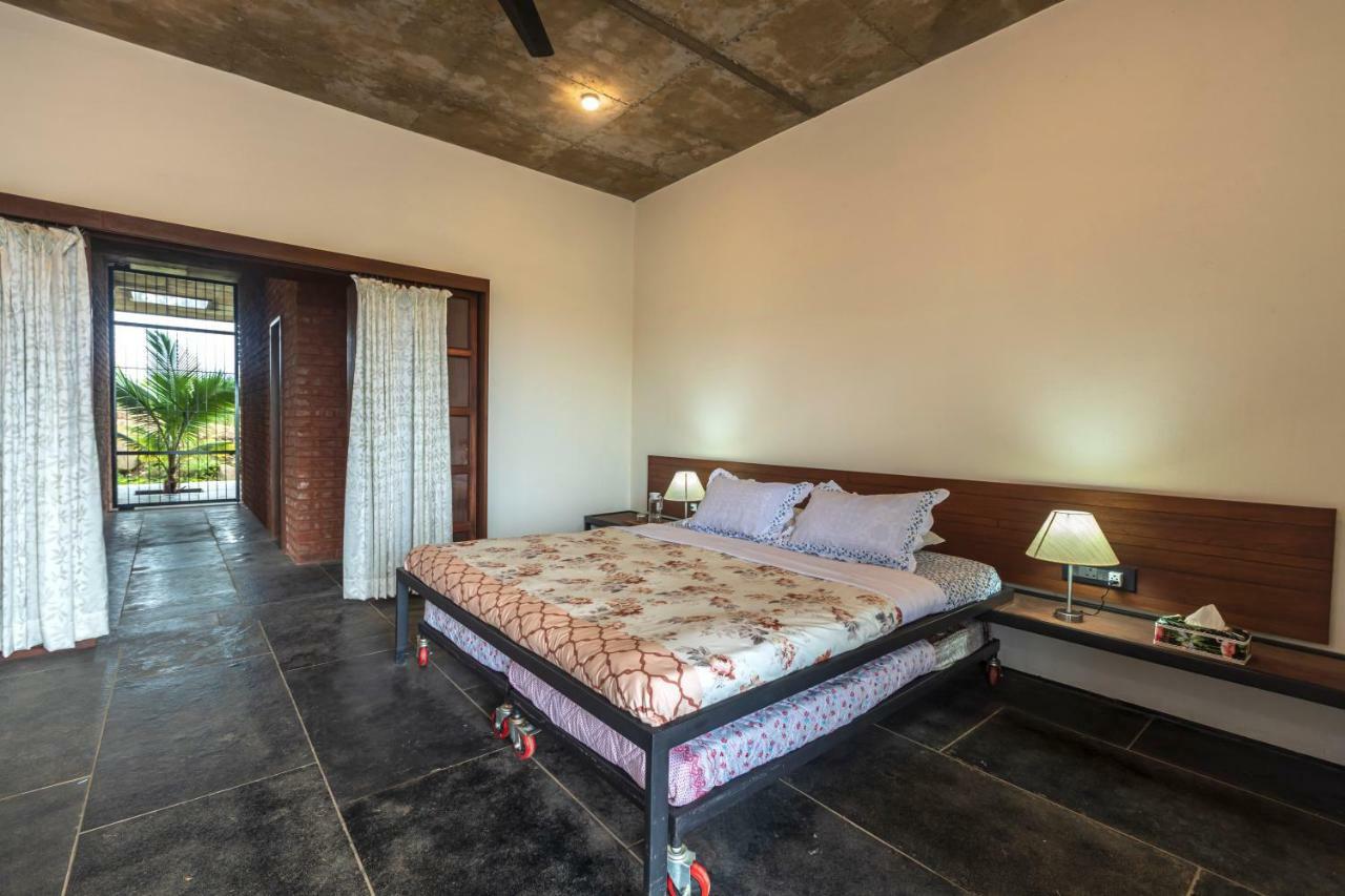 Saffronstays Zen, Igatpuri - Lake-View Villa With Indoor And Outdoor Games Bagian luar foto